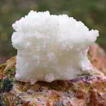 Aragonit alb unicat m1