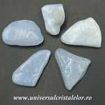 Calcedonie piatra rulata