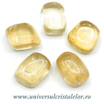 Calcit galben piatra rulata