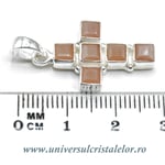 Pandantiv cuart roz cruciulita