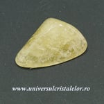 Danburit galben piatra rulata