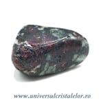 Eudialit piatra rulata