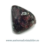 Eudialit piatra rulata