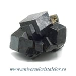 Granat negru ( melanit )