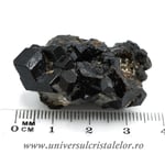 Granat negru ( melanit )