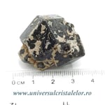 Granat negru ( melanit )