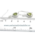 Cercei peridot fatetat oval