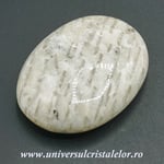 Piatra lunii polisata