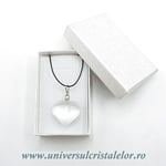 Pandantiv selenit inima cu snur si cutie