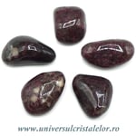 Turmalina rosie piatra rulata