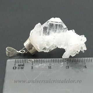 Pandantiv cuart faden