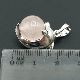 Pandantiv cuart roz sfera m3