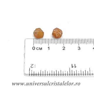 Granat ( Spesartin )