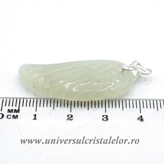 Pandantiv jadeit aripa m1