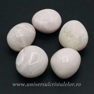 Mangano-calcit piatra rulata