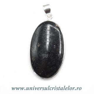 Pandantiv nuumit oval unicat m2