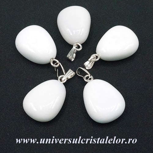 Pandantiv opal alb m1
