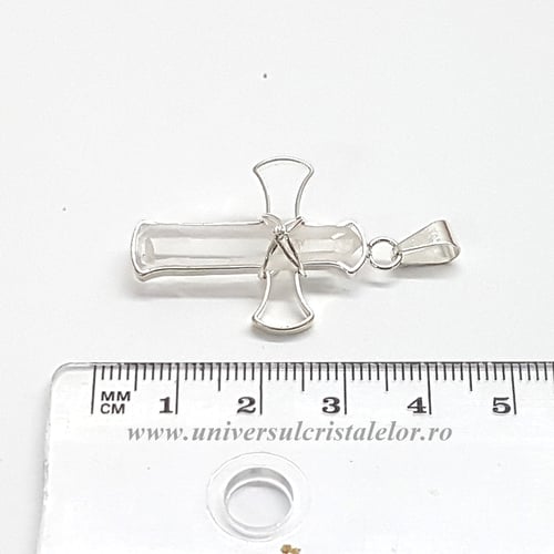Pandantiv cristal de stanca cruciulita