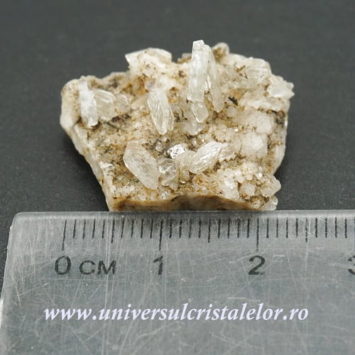 Albit mineral unicat m02