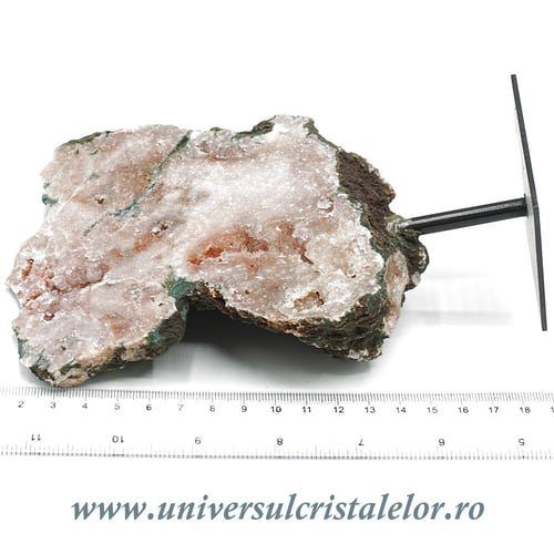 Ametist roz pe suport de metal mineral unicat m02