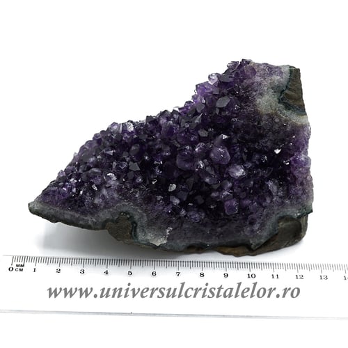 Ametist cu baza mineral unicat m49