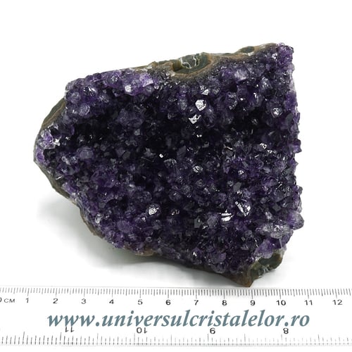 Ametist cu baza mineral unicat m20