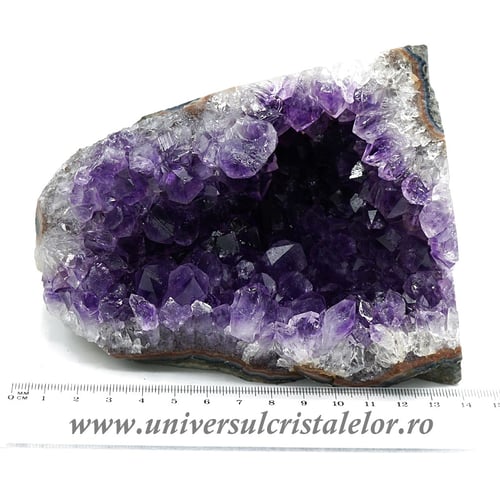 Ametist cu baza mineral unicat m07