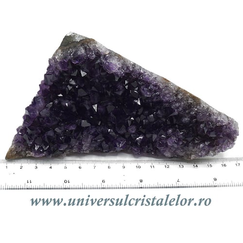 Ametist cu baza mineral unicat m32