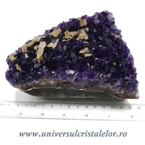 Ametist cu baza mineral unicat m47