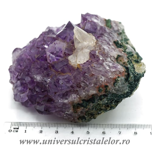 Ametist cu calcit mineral unicat m01