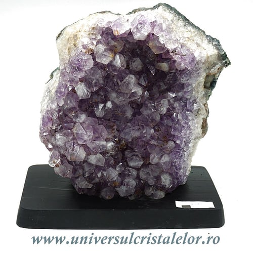 Ametist pe suport de lemn mineral unicat m07
