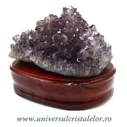 Ametist pe suport de lemn mineral unicat m11