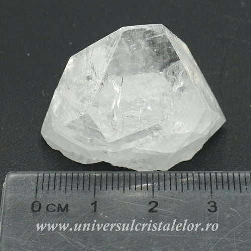 Piramida apofilit unicat m05