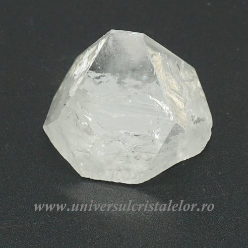 Piramida apofilit unicat m03