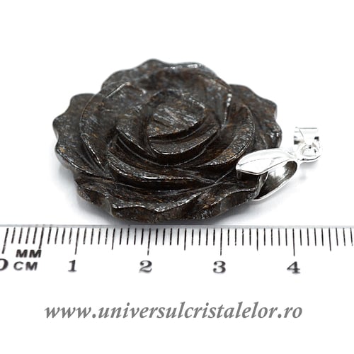 Pandantiv bronzit floare