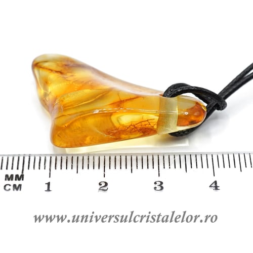 Pandantiv chihlimbar