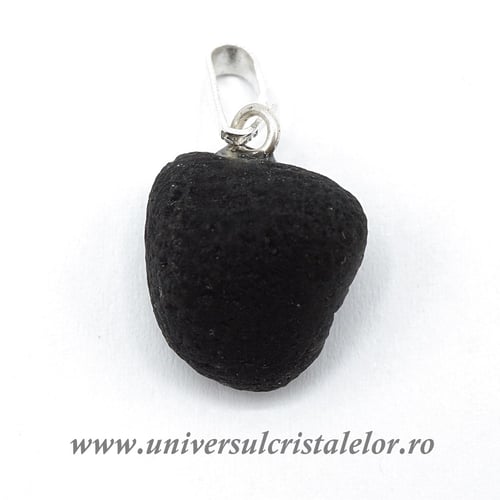 Pandantiv cintamani ( Saffordit )