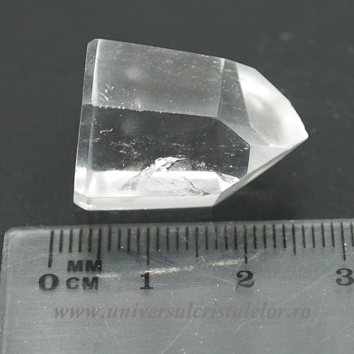 Cristal de stanca varf cu baza slefuit