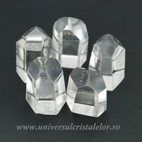 Cristal de stanca varf cu baza slefuit