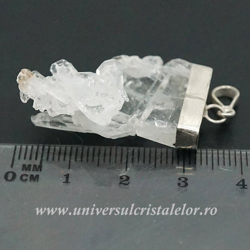 Pandantiv cuart faden