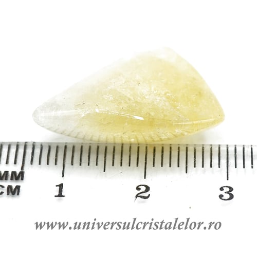 Danburit galben piatra rulata