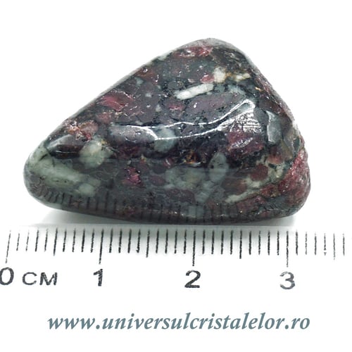 Eudialit piatra rulata