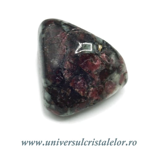 Eudialit piatra rulata