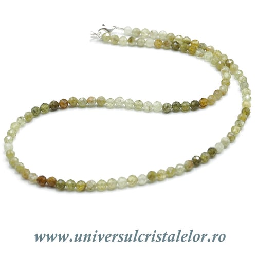 Colier granat verde rotund fatetat - 4,4 mm