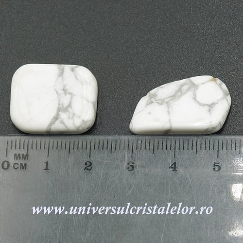 Howlit piatra rulata