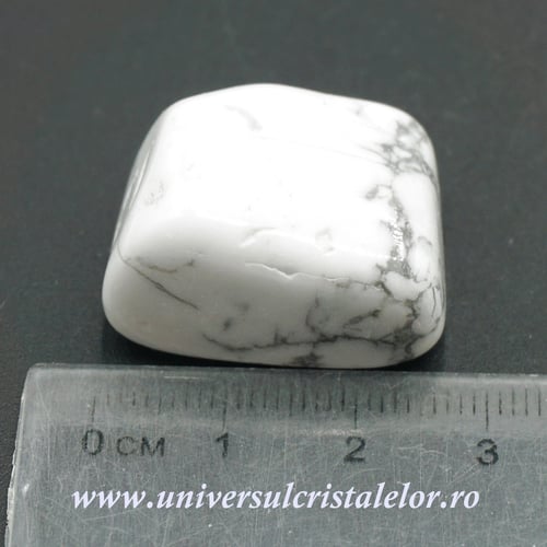 Howlit piatra rulata