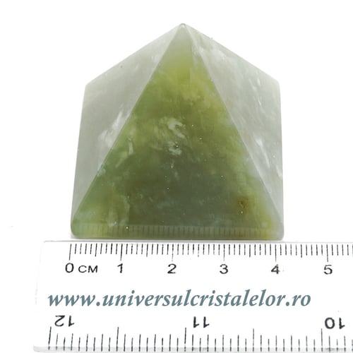 Piramida jadeit - 4cm