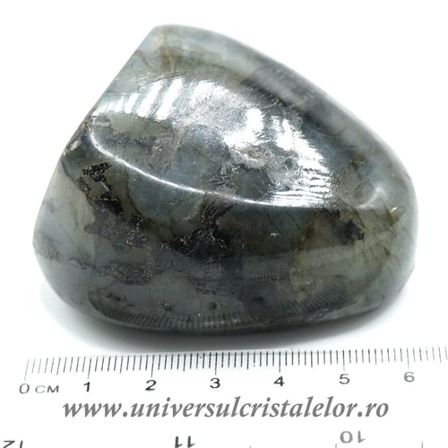 Sculptura labradorit