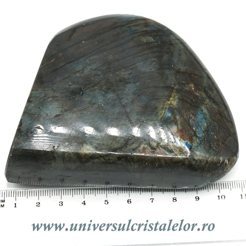 Sculptura labradorit