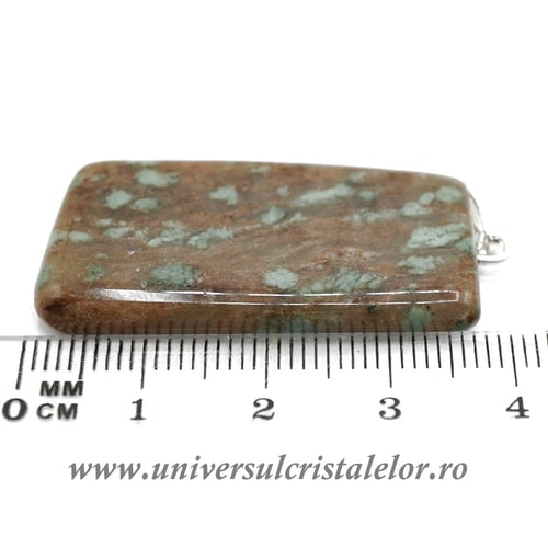 Pandantiv nundoorite